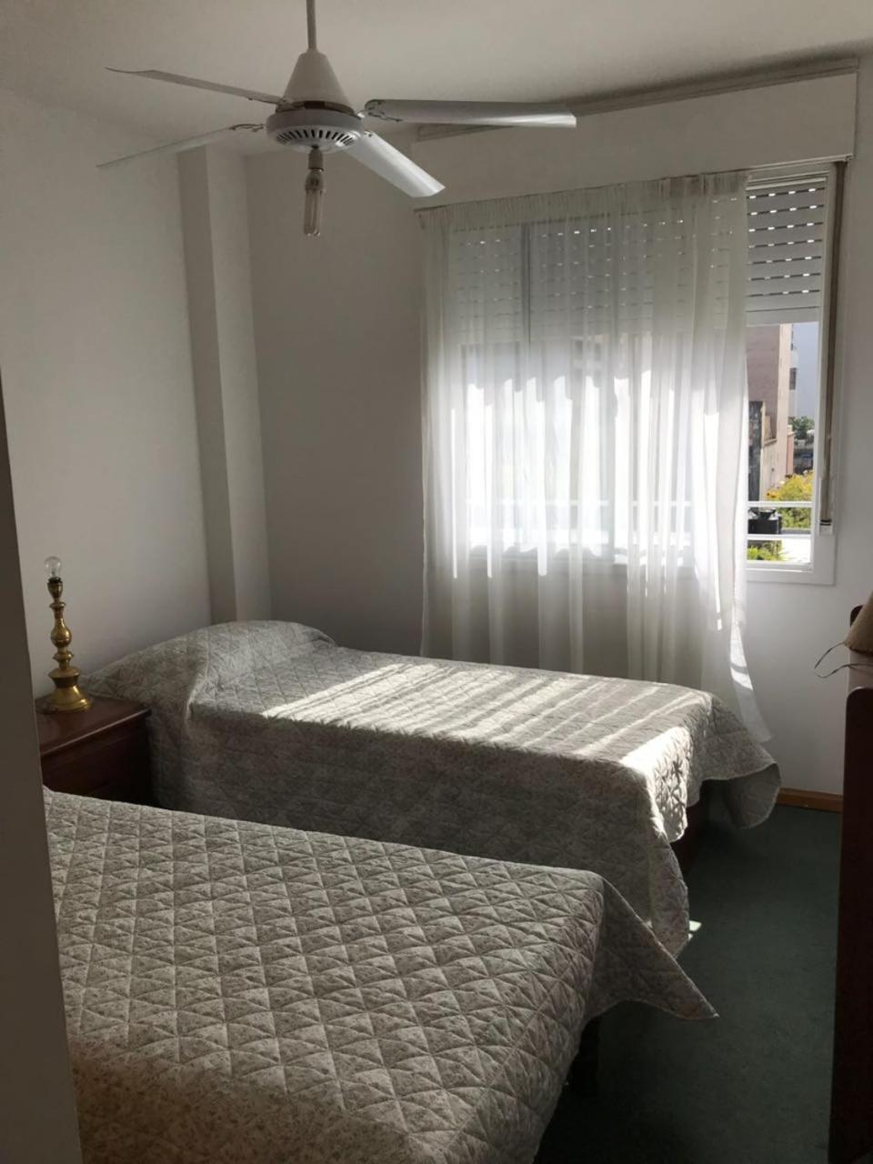 Appartement Amplio Dpto Con Jardin En El Centro De La Ciudad à Rosario Extérieur photo