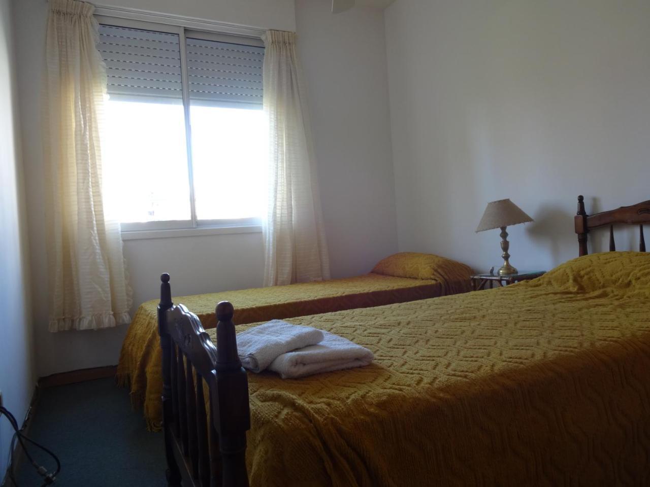 Appartement Amplio Dpto Con Jardin En El Centro De La Ciudad à Rosario Extérieur photo